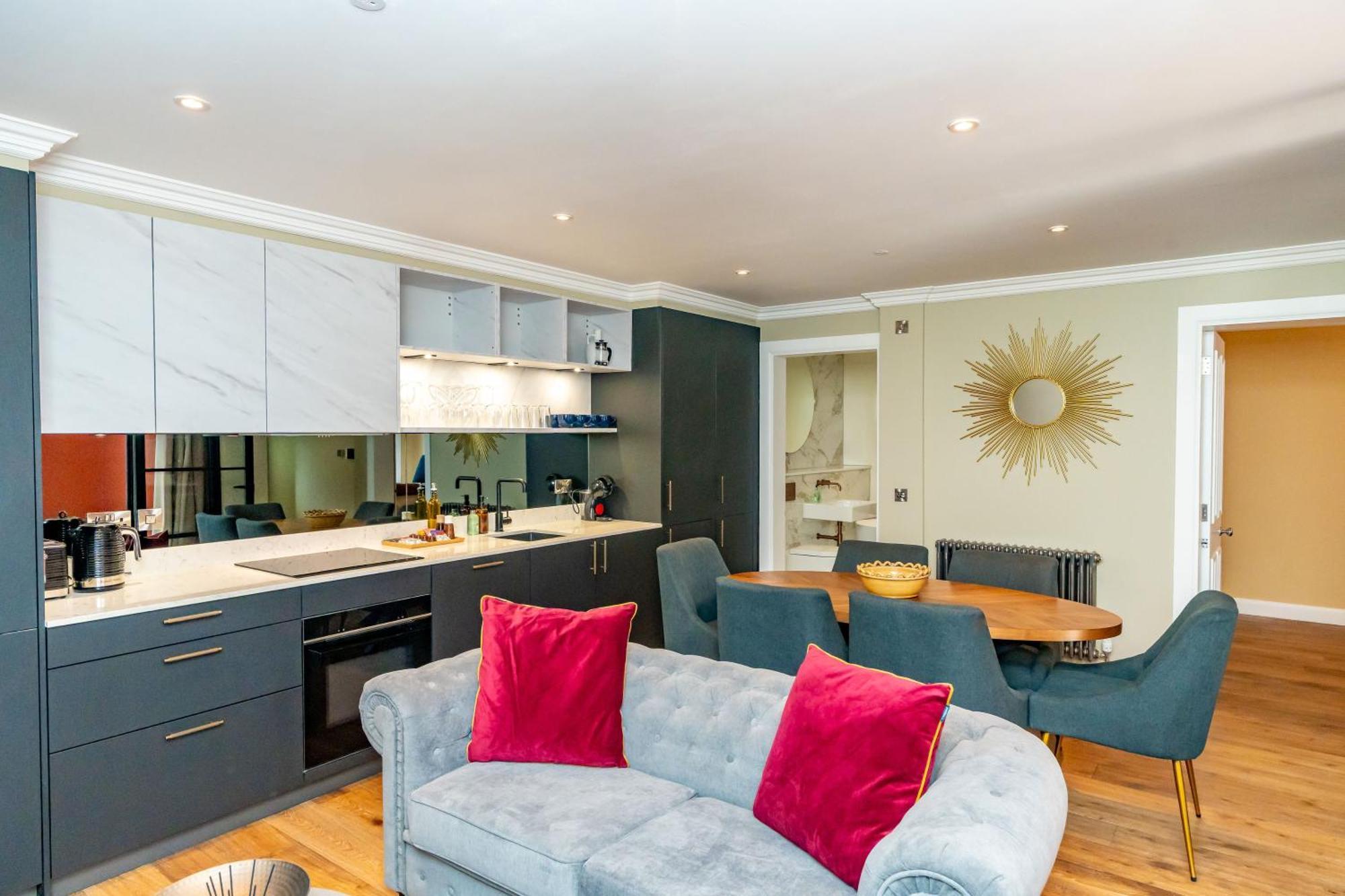 Dragon Suites Luxury Apartments At 9 Albyn Place EDI Buitenkant foto
