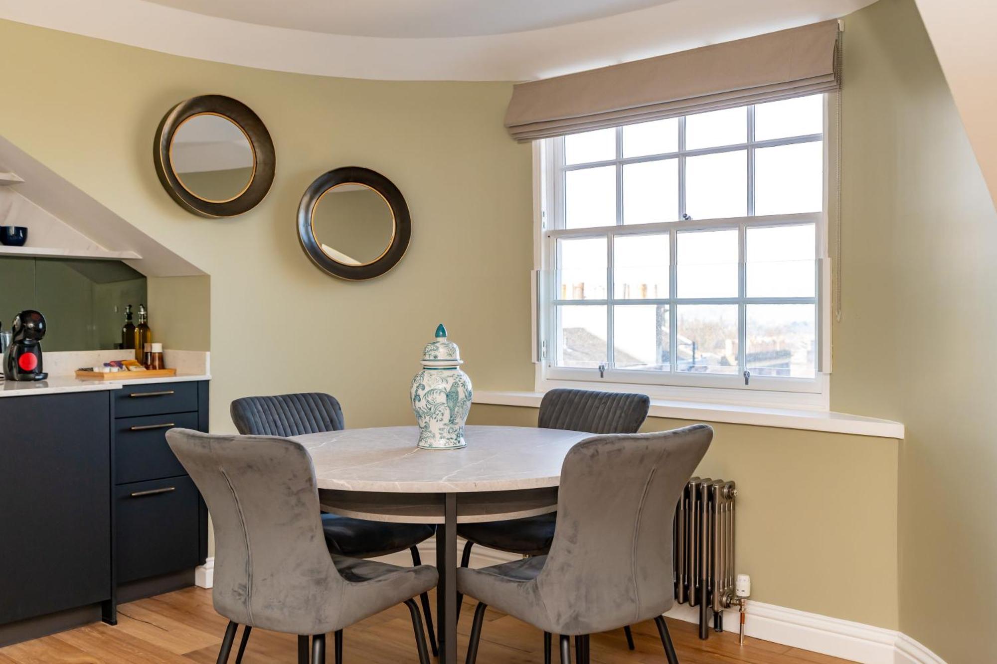 Dragon Suites Luxury Apartments At 9 Albyn Place EDI Buitenkant foto